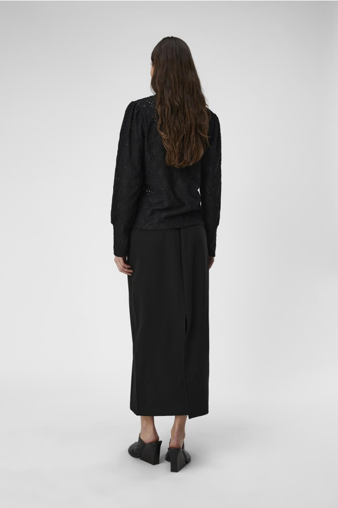 Object zwarte dames t-shirt | Model achteraanzicht