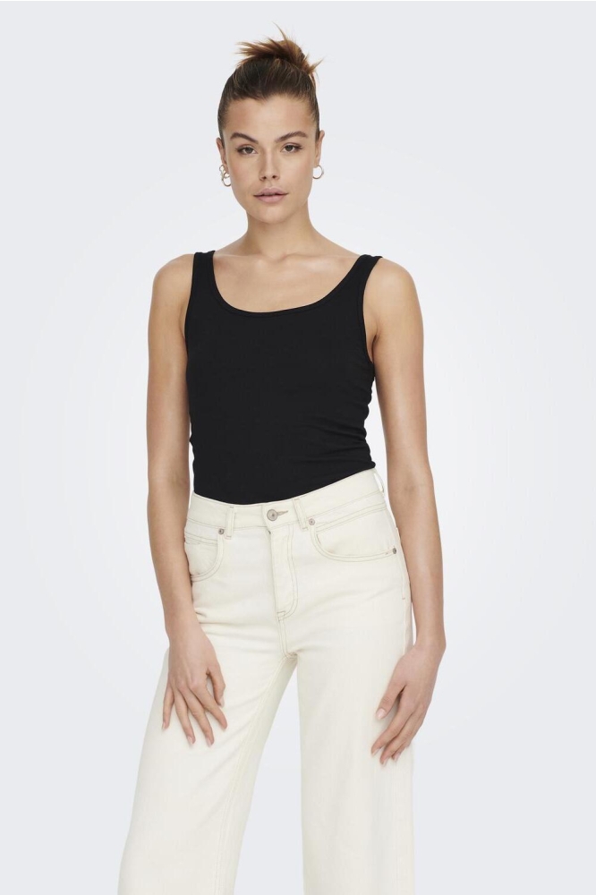 Jacqueline de Yong zwarte dames top | Model vooraanzicht