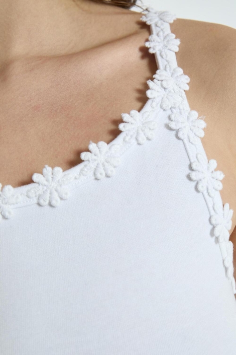Peppercorn witte dames top | Close up
