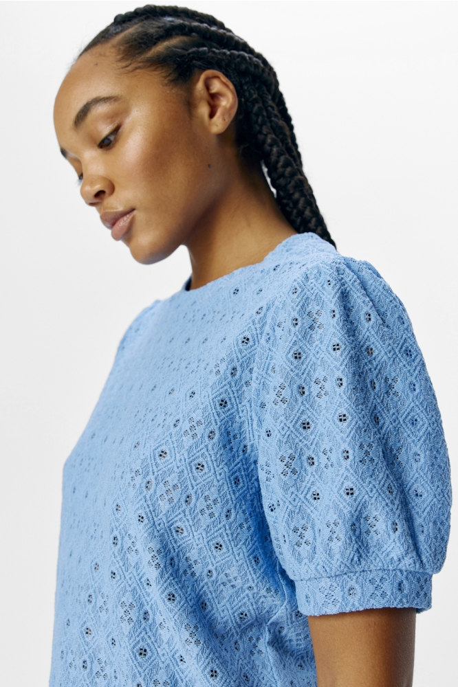 Object blauwe dames t-shirt | Close up