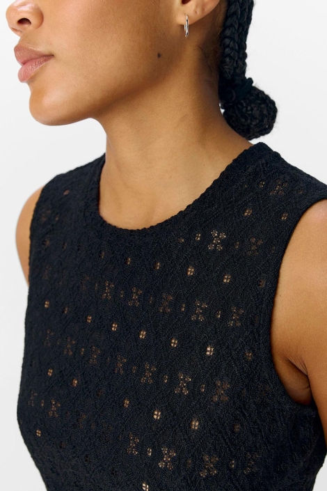 Object zwarte dames top | Close up