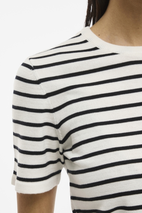 Vila witte dames t-shirt | Close up