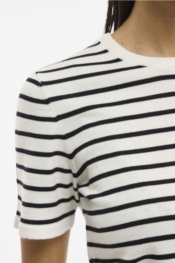 Vila witte dames t-shirt | Close up