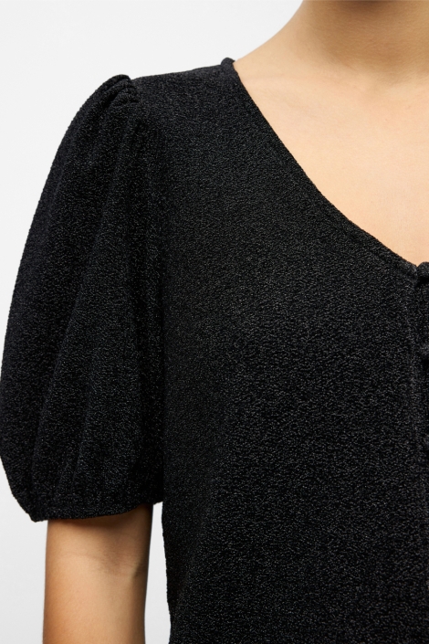 Object zwarte dames blouse | Close up