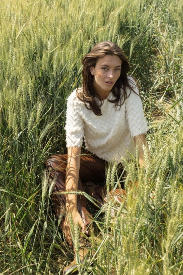 Zusss T-shirt FEATHER JACQUARD TOP 0304-203 1024 KIT