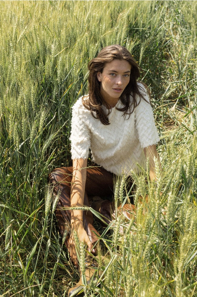 Zusss beige dames t-shirt | Sfeerbeeld, In situatie