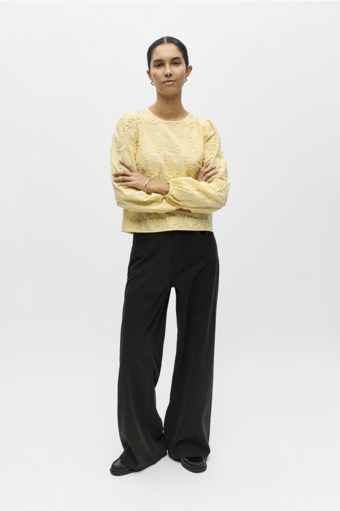 Object gele dames t-shirt | Model