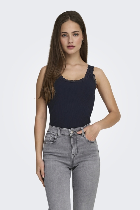 Only blauwe dames top | Model vooraanzicht