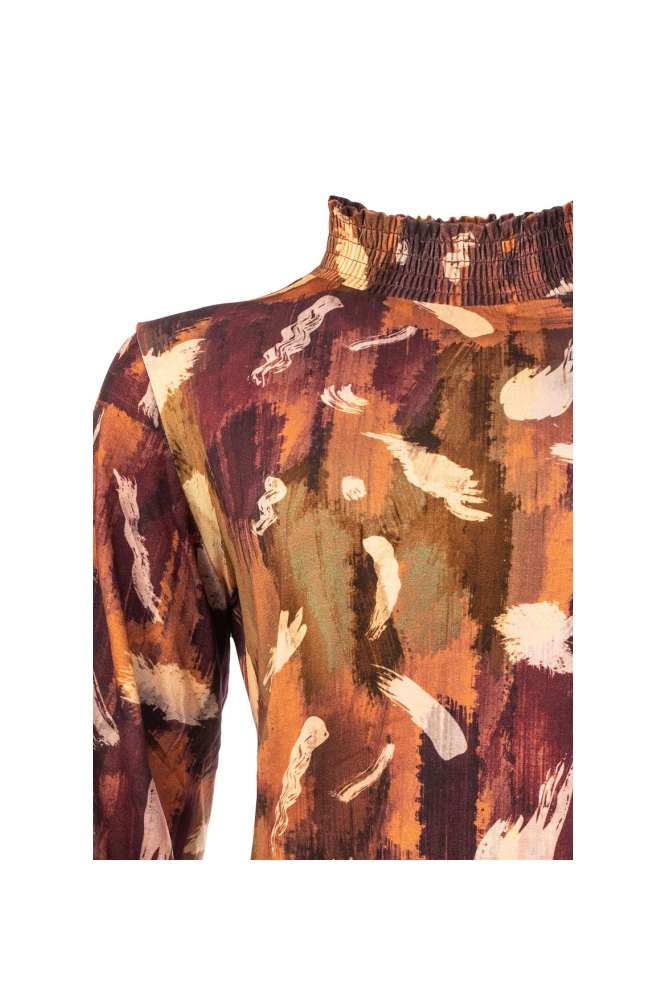 NED multi color dames t-shirt | Close up