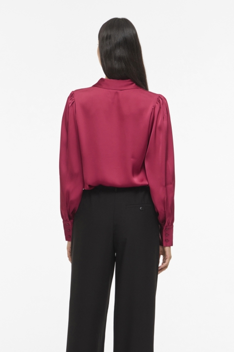 Vila bordeaux dames blouse | Model achteraanzicht