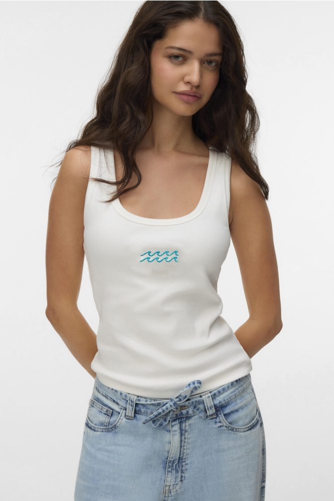 Vero Moda witte dames top | Model vooraanzicht