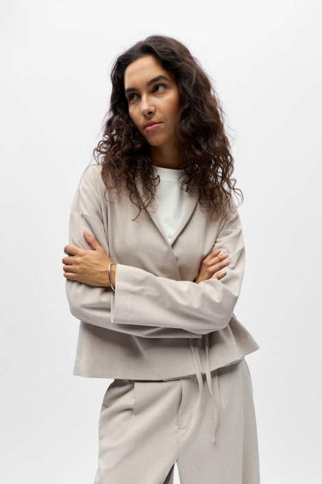 Object beige dames blouse | Model vooraanzicht