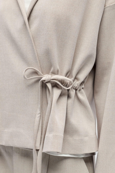 Object beige dames blouse | Close up