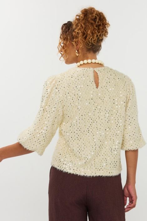 Ydence beige dames trui | Model achteraanzicht