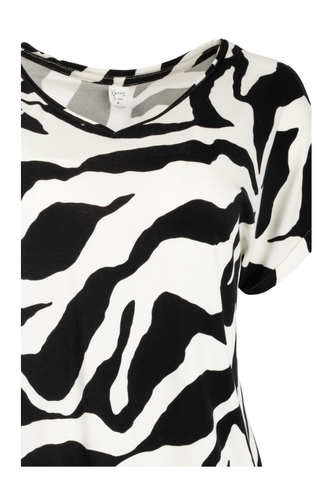 NED witte dames t-shirt | Close up