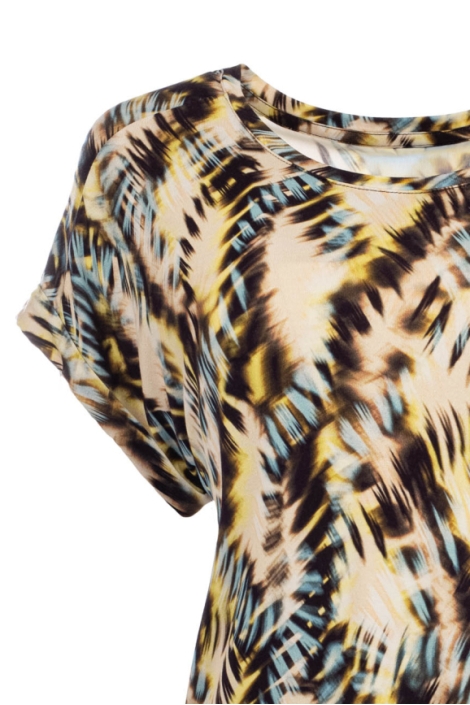 NED multi color dames t-shirt | Close up