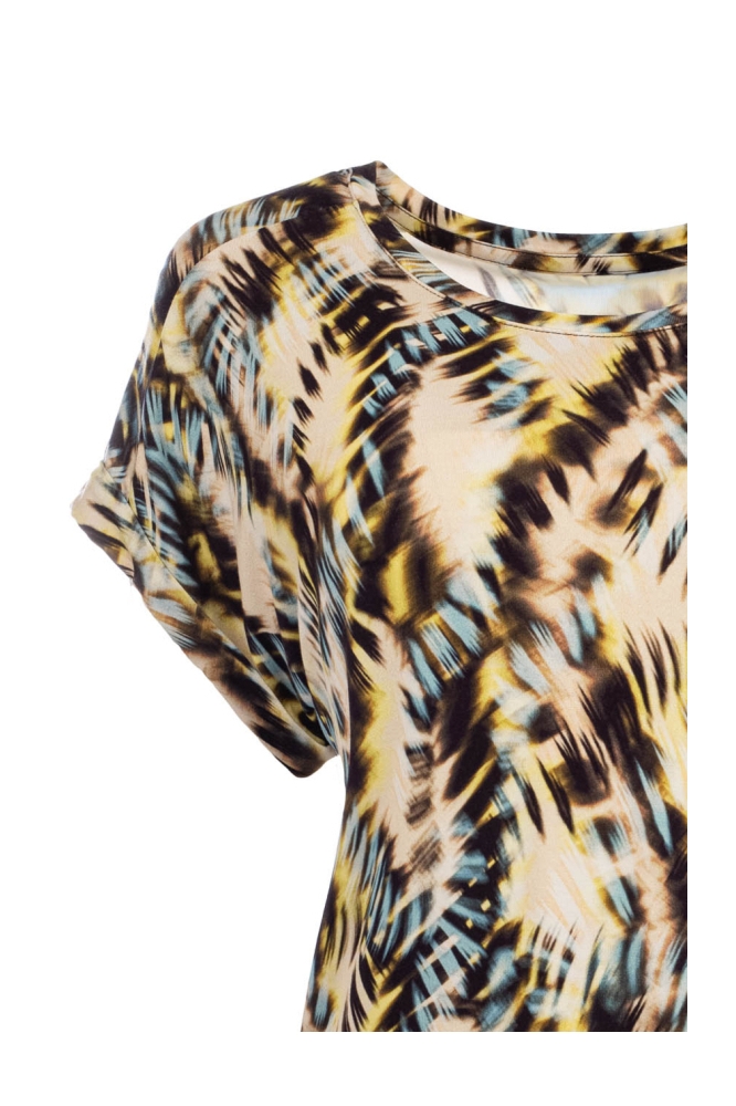 NED multi color dames t-shirt | Close up