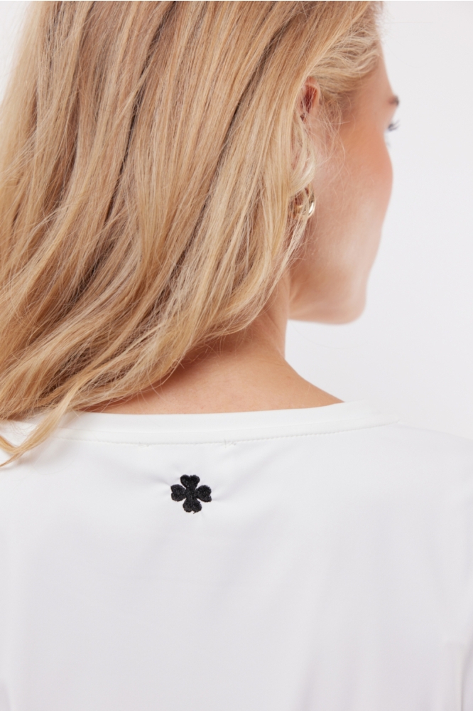 C&S The Label witte dames t-shirt | Close up