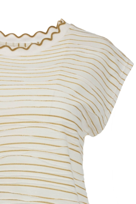 NED ecru dames t-shirt | Close up