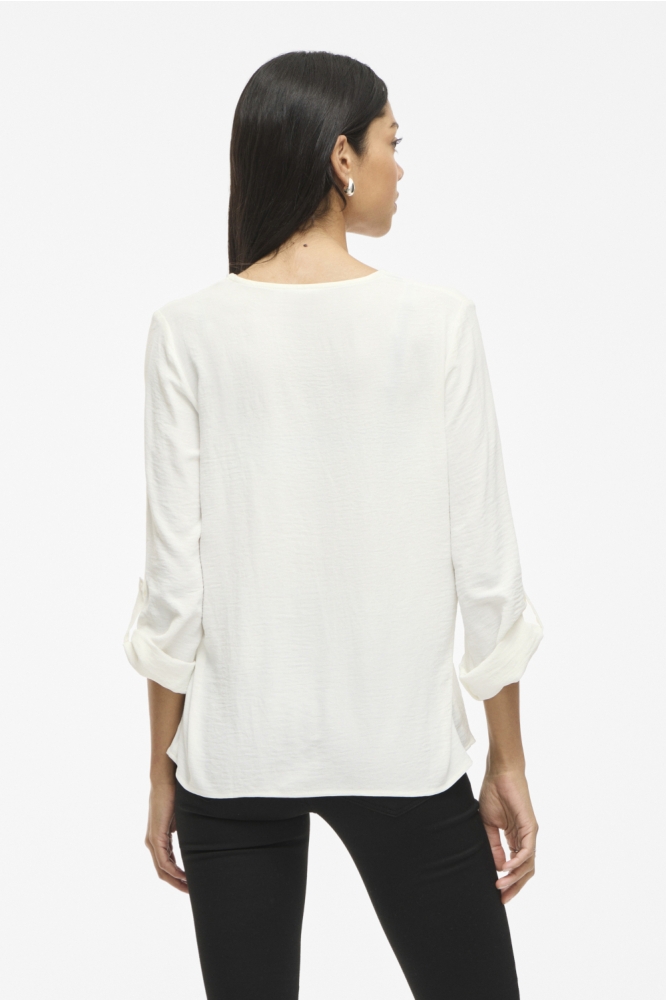 Vila witte dames blouse | Model achteraanzicht