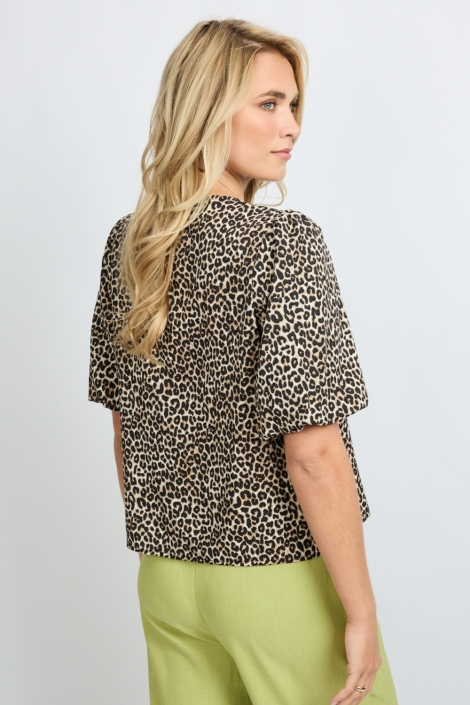 Fluresk zwarte dames t-shirt | Model achteraanzicht