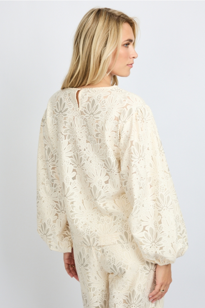 Fluresk witte dames t-shirt | Model vooraanzicht