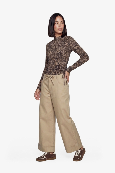 Fluresk camel dames top | Model