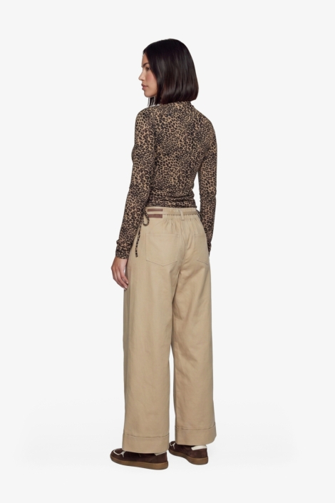 Fluresk camel dames top | Model