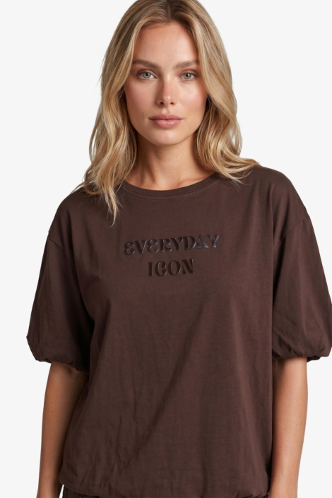 Fluresk bruine dames t-shirt | Close up