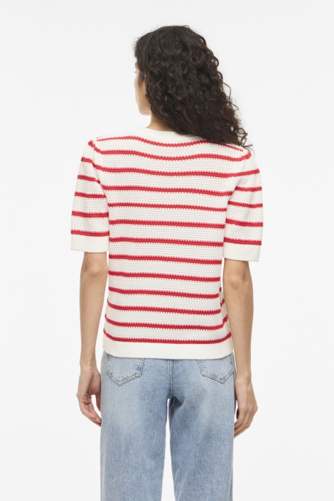 Vila witte dames trui | Model achteraanzicht