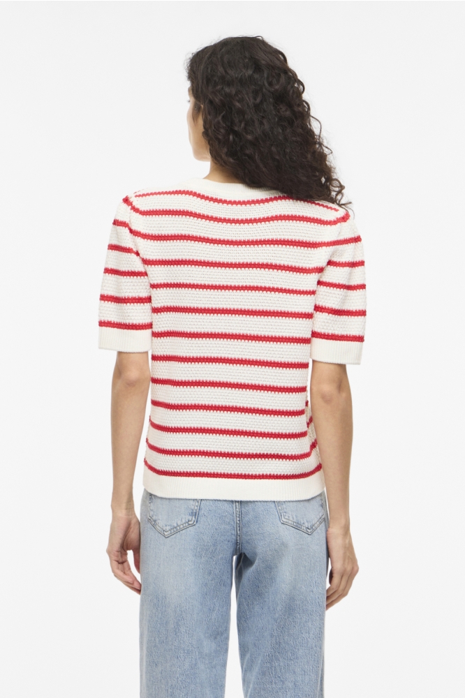 Vila witte dames trui | Model achteraanzicht