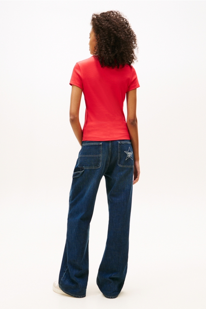 Tommy Jeans rode dames t-shirt | Model