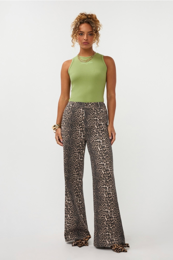 Ydence groene dames top | Model