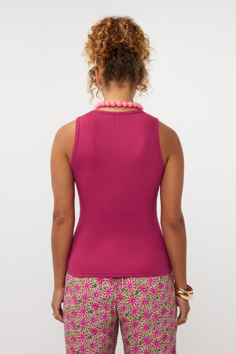 Ydence bordeaux dames top | Model achteraanzicht