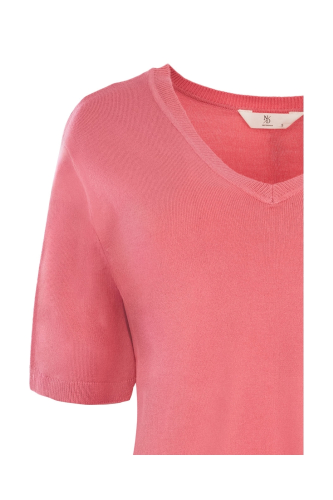 NED roze dames t-shirt | Close up