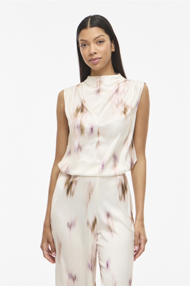 Vila beige dames top | Model vooraanzicht