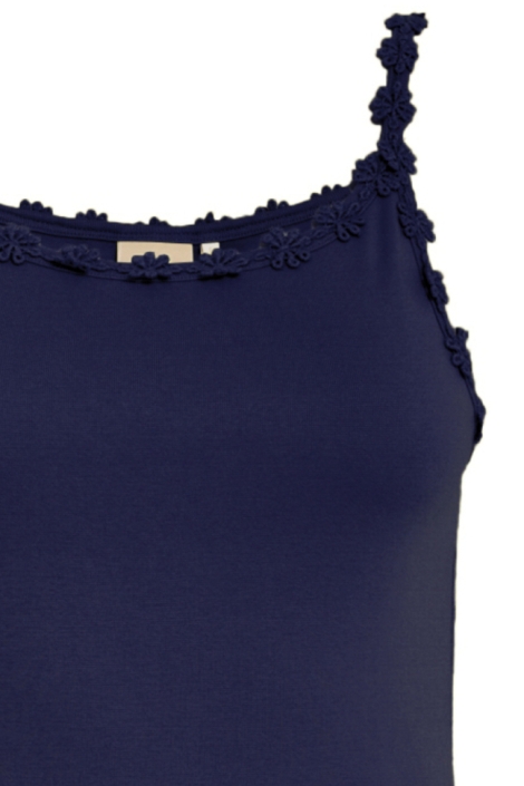 Peppercorn blauwe dames top | Close up