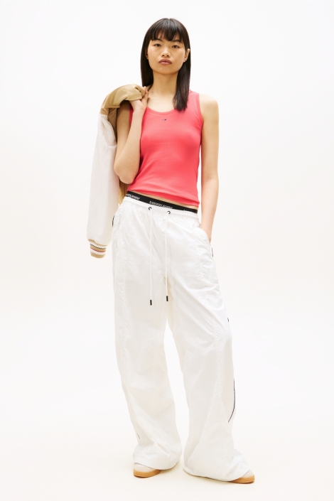 Tommy Jeans roze dames top | Model