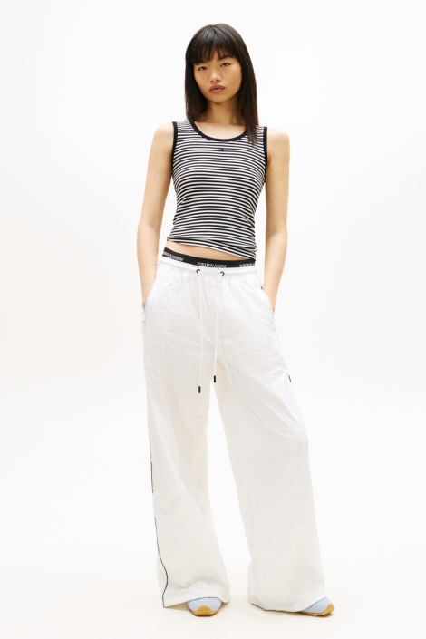 Tommy Jeans zwarte dames top | Model