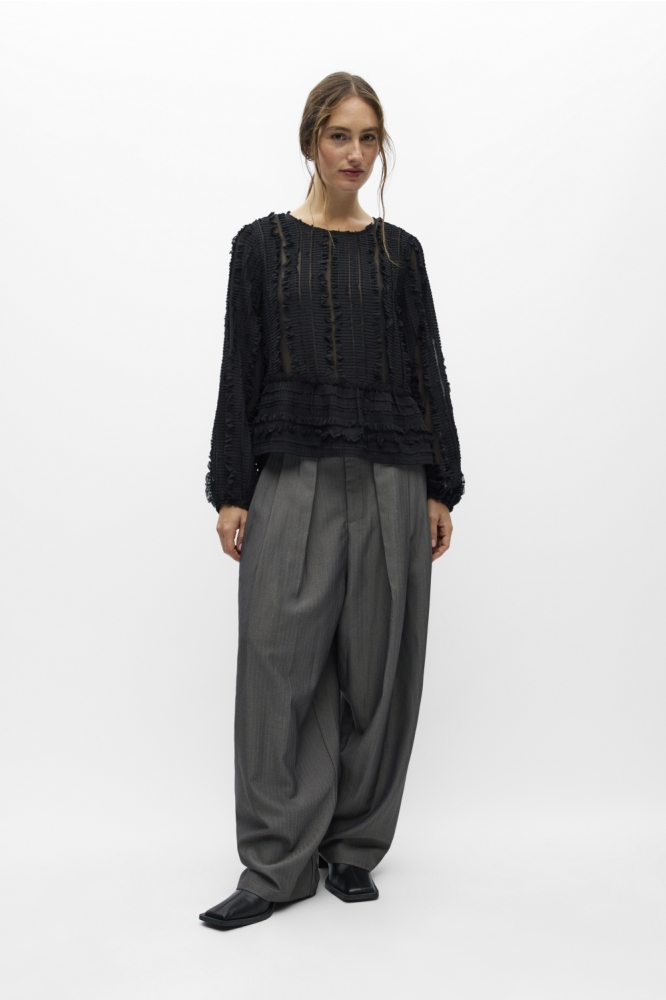 Object zwarte dames blouse | Model
