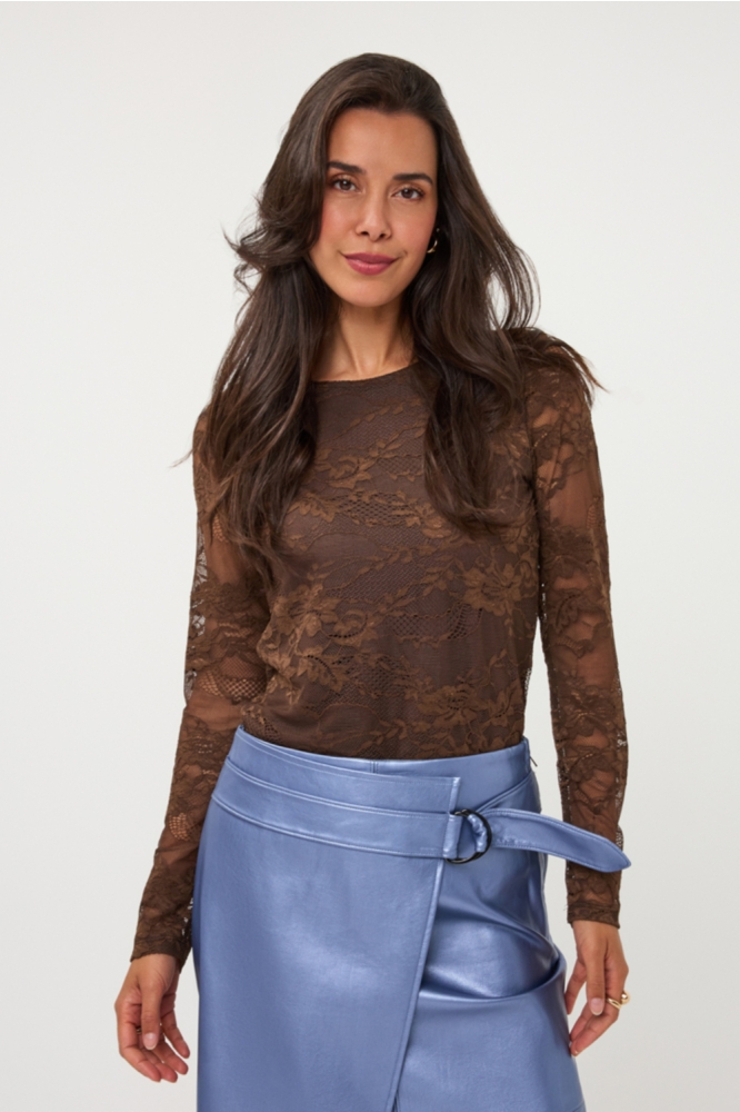 EsQualo bruine dames t-shirt | Model vooraanzicht
