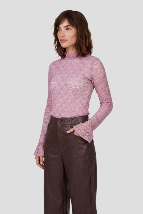 Fluresk roze dames top | Model zijaanzicht