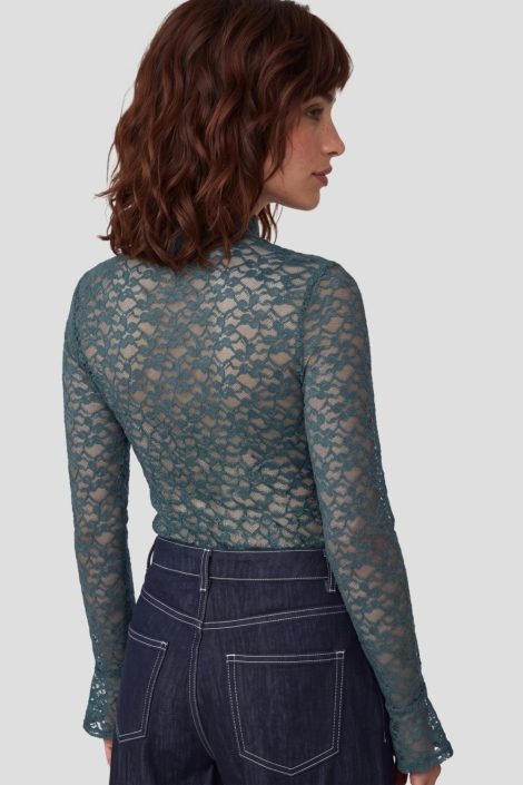 Fluresk groene dames top | Model achteraanzicht