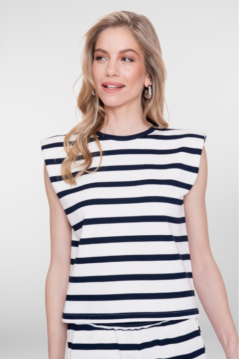 Geisha ecru dames top | Model vooraanzicht