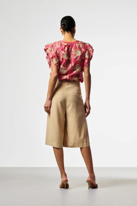 Aaiko roze dames top | Model achteraanzicht