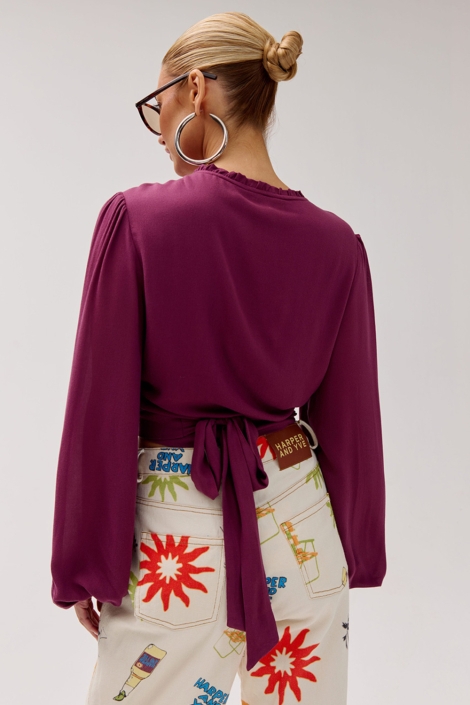 Harper & Yve paarse dames blouse | Model achteraanzicht