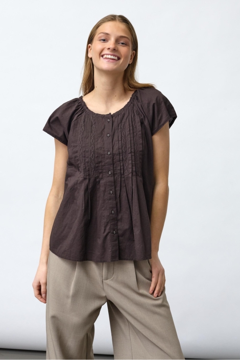 SisterS point bruine dames t-shirt | Model vooraanzicht