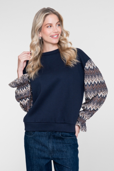 Geisha beige dames sweater | Model vooraanzicht