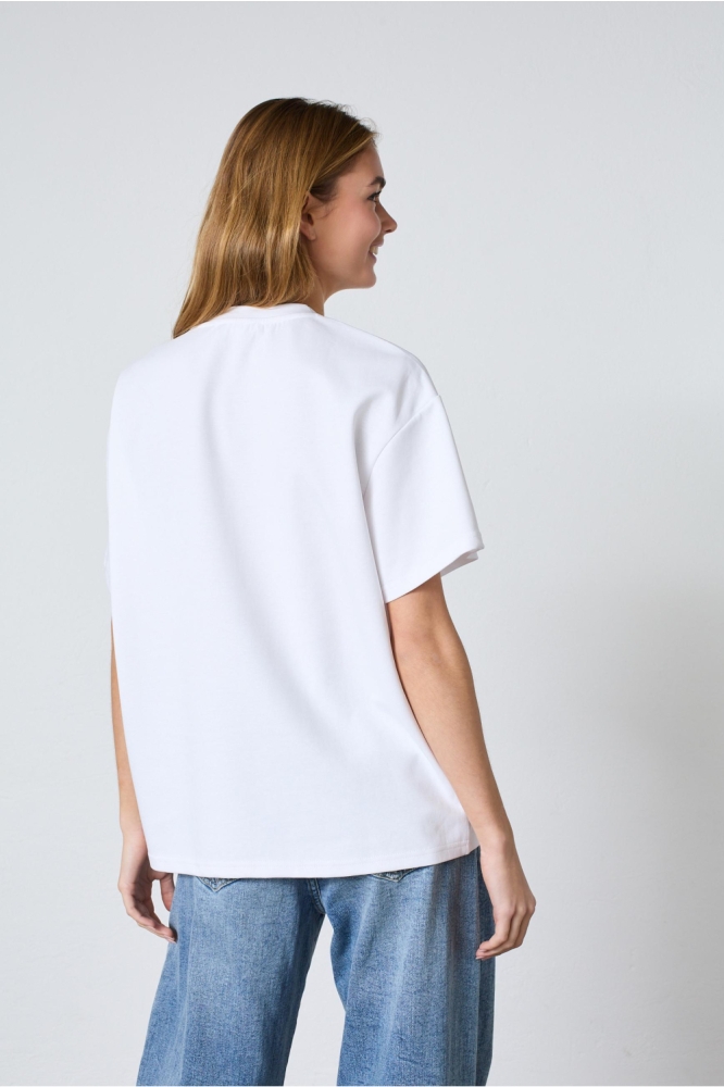 SisterS point witte dames t-shirt | Model achteraanzicht