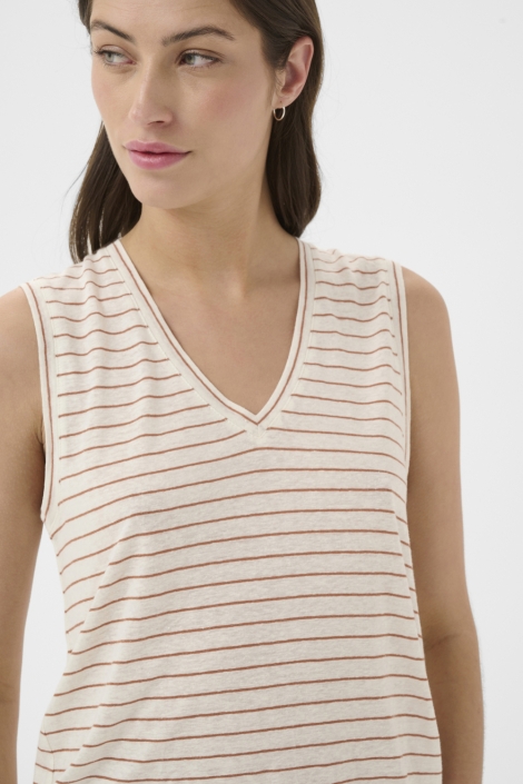 Part Two ecru dames top | Close up
